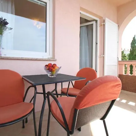 Apartment Butkovic