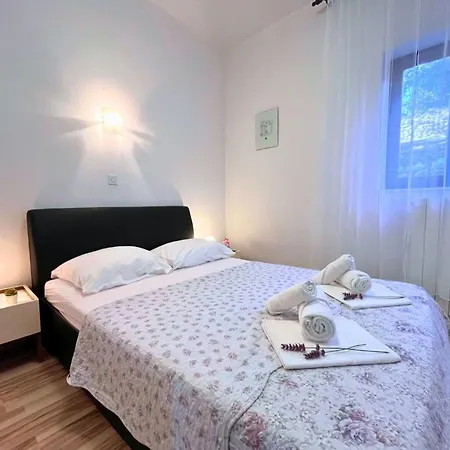Apartment Butkovic *