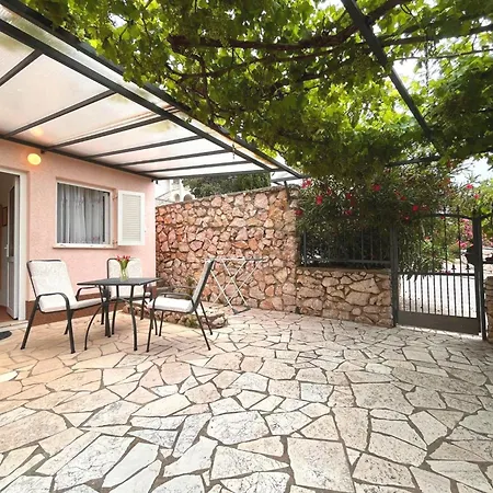Butkovic Apartment Novi Vinodolski